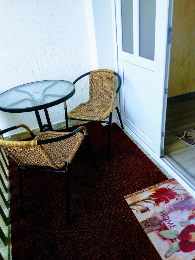Rose & Water Guest House Pavel Banya Luaran gambar
